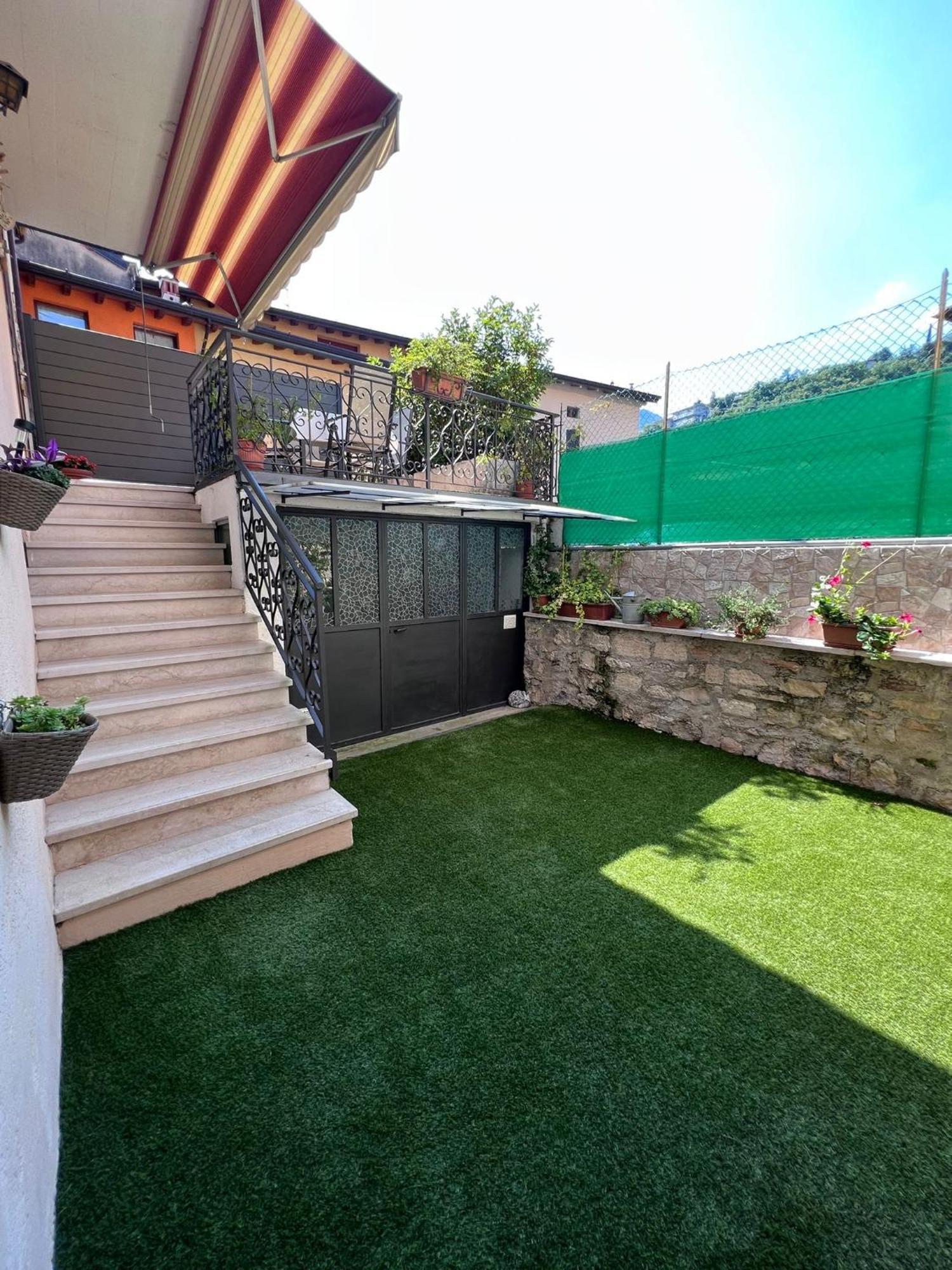 Casa Caterina 2 Storey House, With A Mountain View Toscolano Maderno Luaran gambar